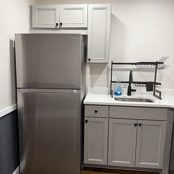 20 Dix St #31 — Photo 4
