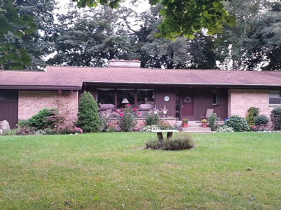 5th image of 2206 Clover Dr NW