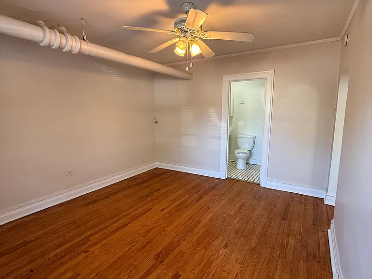 2415 W Sunnyside Ave — Photo 5