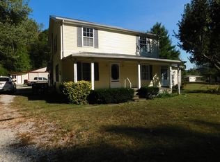 422 Clydeton Rd, Waverly, TN 37185