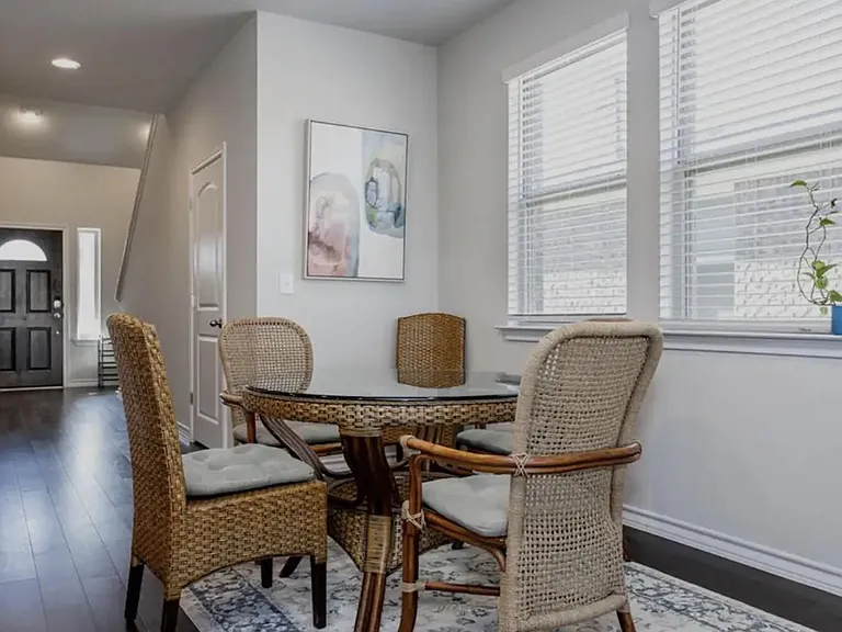 7516 Saginaw Dr — Photo 16