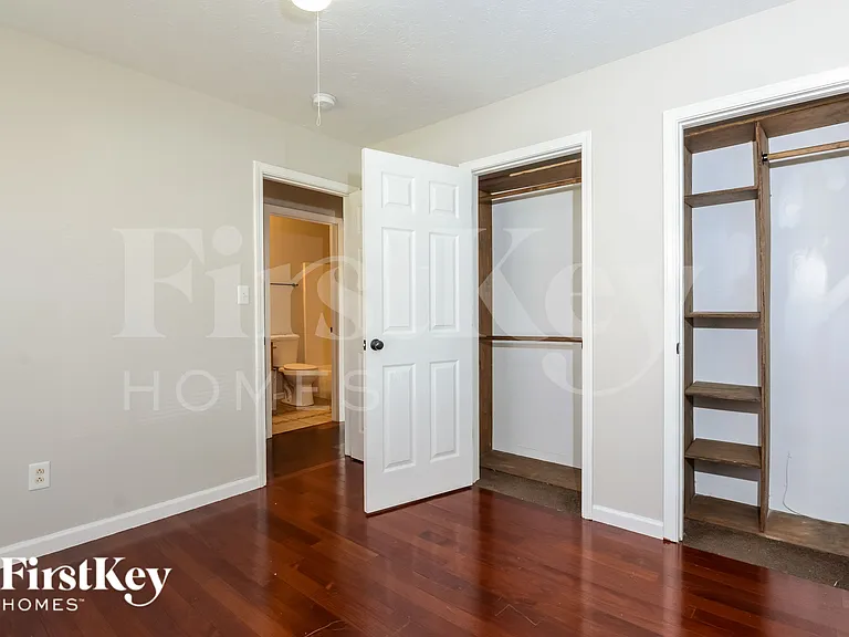 3107 Crestwell Dr — Photo 9