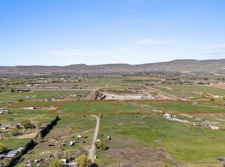 Nka, Moxee, WA 98936