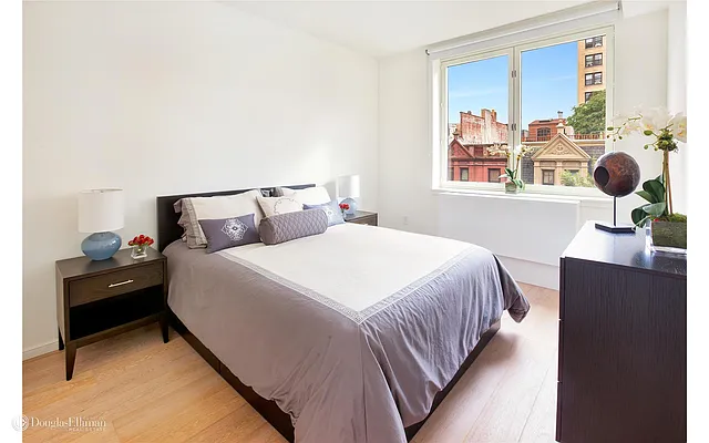 Rented by Douglas Elliman | media 31