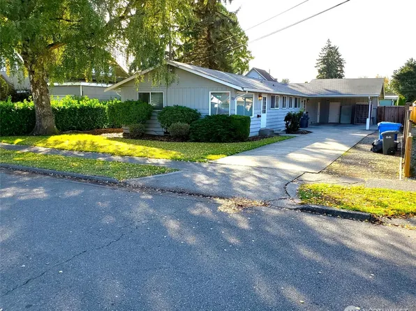 606 8th Street NW, Puyallup, WA 98371