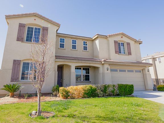 3rd image of 5856 Paddington Dr