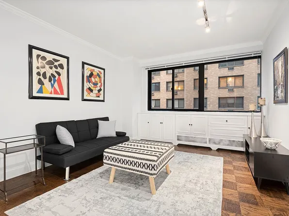 16 W 16th St APT 7GS, Manhattan, NY 10011