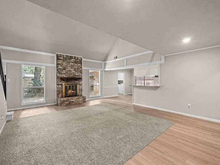 1938 Running Springs Dr — Photo 2