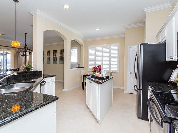 5th image of 1006 Emerald Dunes Dr