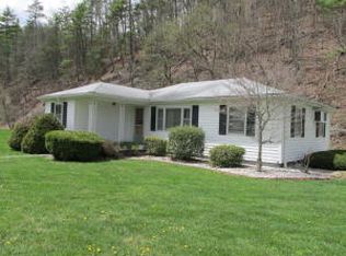3527 Browns Creek Rd, Marlinton, WV 24954