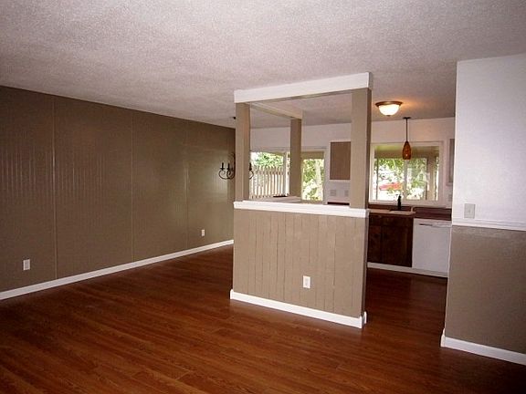 4th image of 1343 N Baker Ave
