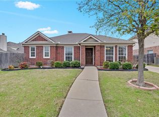 8748 Bloomfield Ter, Fort Worth, TX 76123
