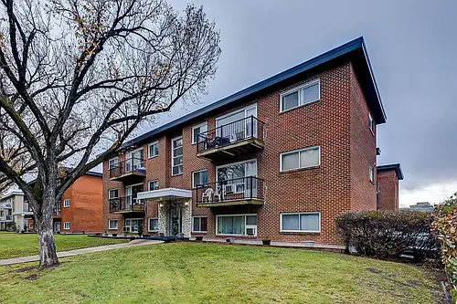 30 Spence St Photo 1