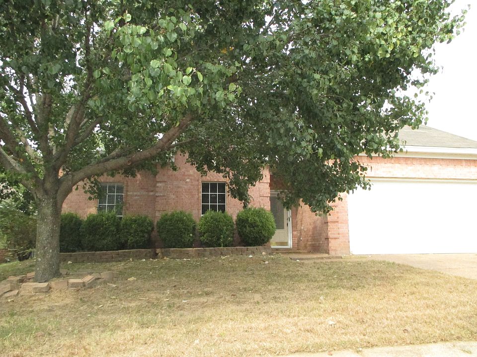 1st image of 4516 Lindawood Ln