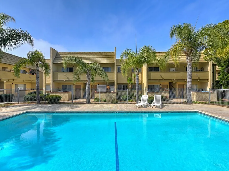 Royal Village Apartments