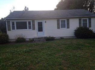 28 Hinson Rd, Warsaw, VA 22572