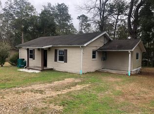 402 E Wisconsin Ave, Bonifay, FL 32425