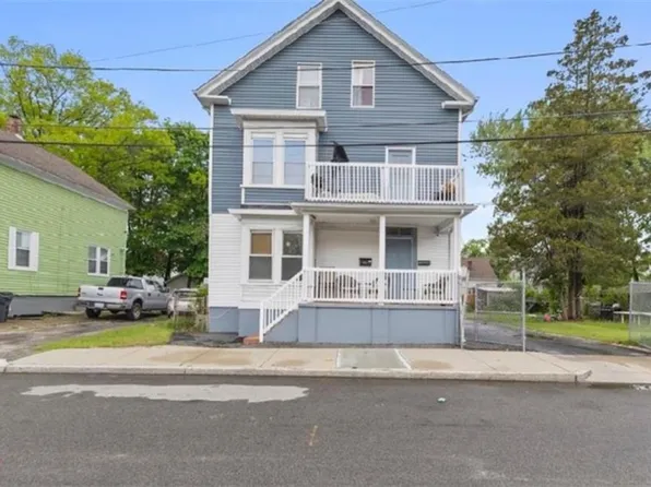 97 Detroit Ave, Providence, RI 02907
