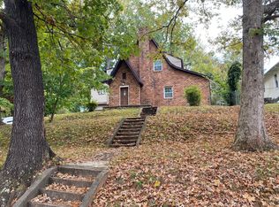 2224 Fisher Pl, Knoxville, TN 37920