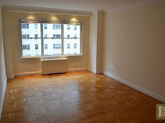 5th image of 60 W 57th St APT 9A