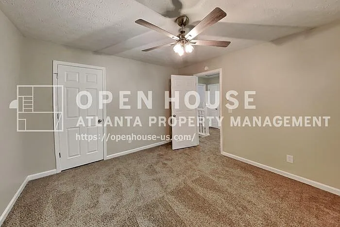 3468 Erin Gln NW — Photo 17