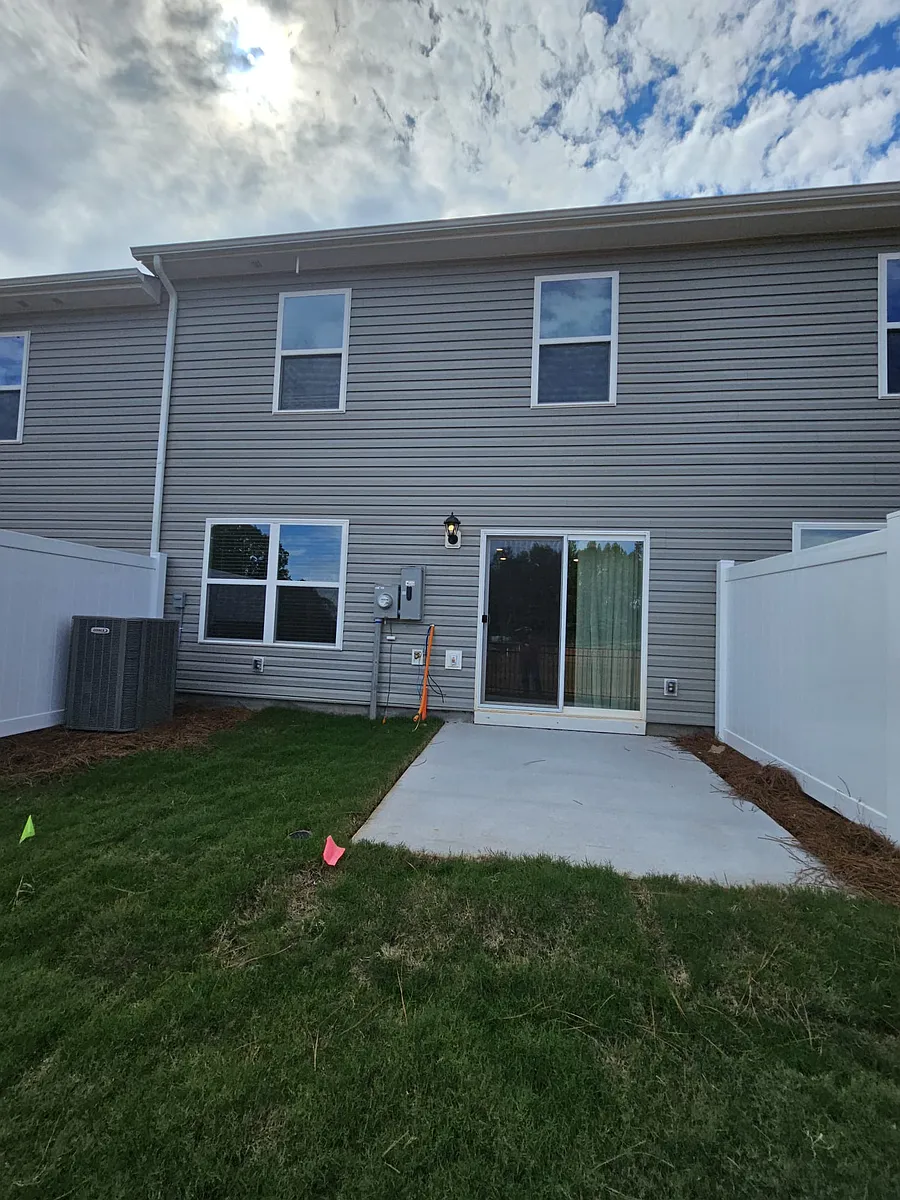 Building Photo - 6131 Faron Way