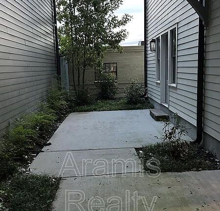 5th image of 2167 Niles Pl NE