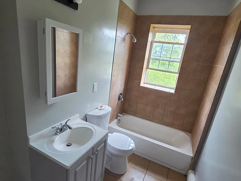 634 Martin Luther King Blvd #31 — Photo 6