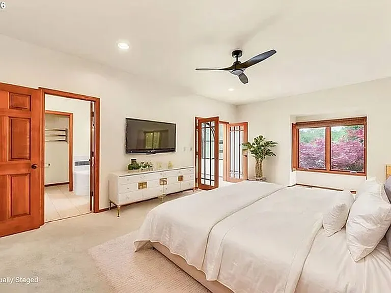 574 Wimbledon Ct — Photo 30