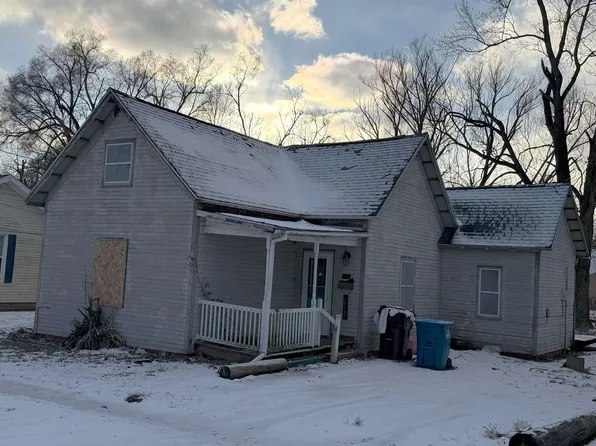 210 S Sycamore St, North Manchester, IN 46962
