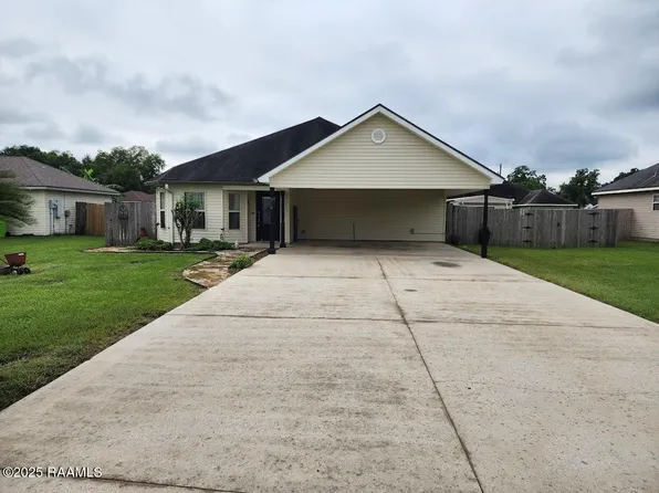 918 Lillian Michel Dr, Breaux Bridge, LA 70517