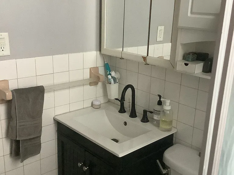 1913 N Kimball Ave #2R — Photo 13