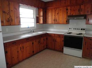 325 E Glade Rd, Anniston, AL 36206