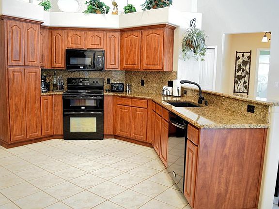 3rd image of 4510 Deanna Ct