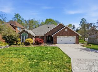 1330 Crown Ridge Dr, Fort Mill, SC 29708