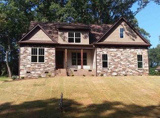 450 Rebel Ridge Rd, Lyman, SC 29365
