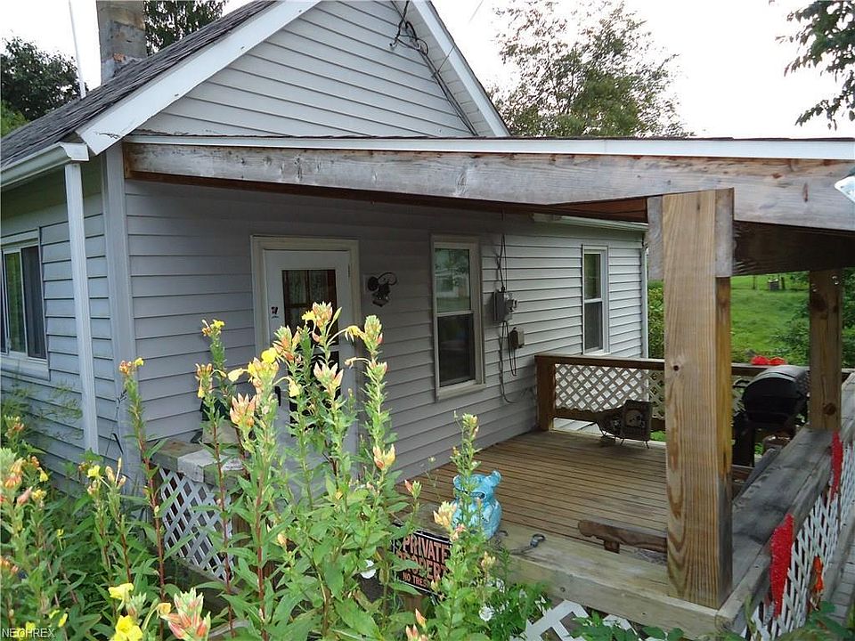 1st image of 19 Tiro Ln