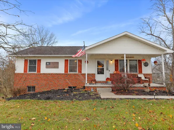 4106 Shatzer St, Chambersburg, PA 17202