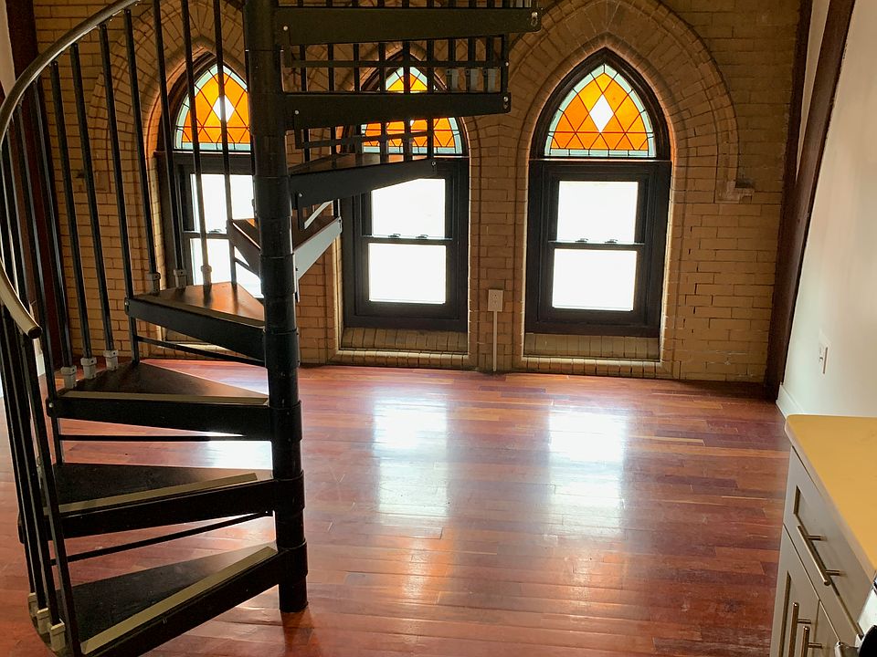 1st image of 4700 Kingsessing Ave #307