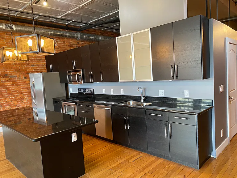 139 E Main St #205 — Photo 21