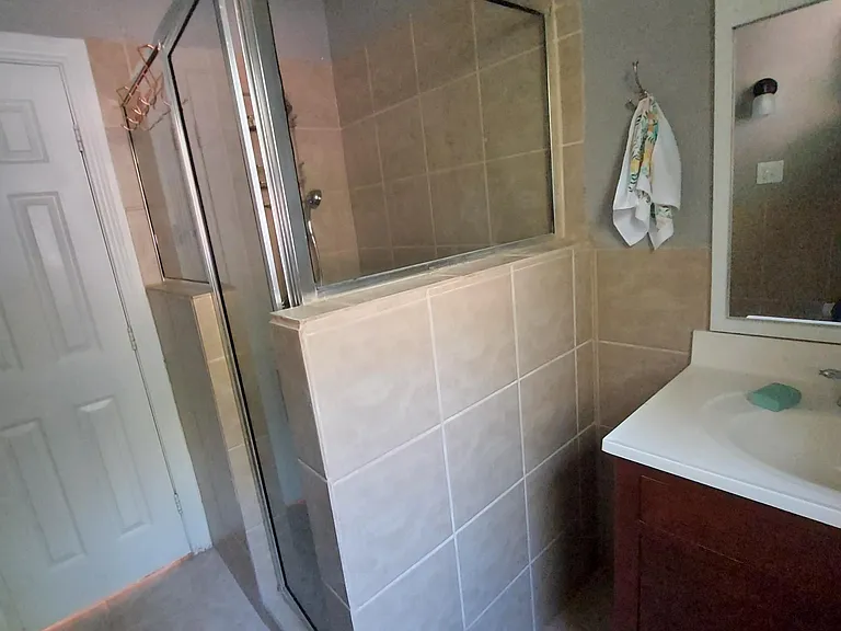 1704 E Chaffin St — Photo 8
