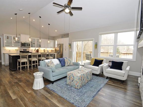 5th image of 53731 Terre Verde Hills Ct