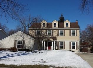 134 Naperville Rd, Clarendon Hills, IL 60514