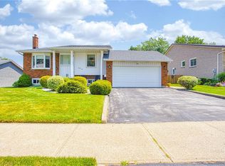 24 Samuel Rd, Grimsby, ON L3M4P6