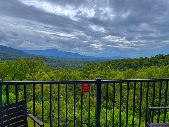 5th image of 3710 Weber Rd #203-E
