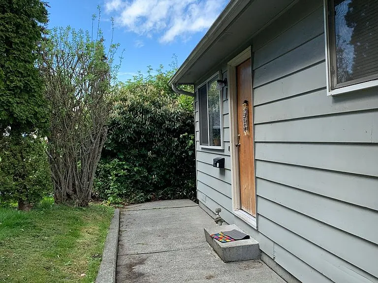 924 Billy Frank Jr St — Photo 22