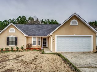 712 Johnson Ct, Stockbridge, GA 30281