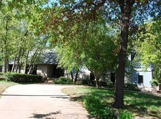 1809 Dove Ct, Edmond, OK 73034