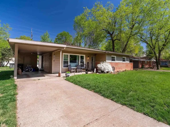 505 S Emerald Ln, Carbondale, IL 62901