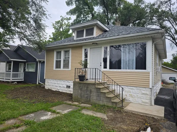 306 Barry Ave, Lockport, IL 60441